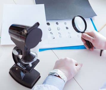 Quel est le salaire d’un technicien principal de police scientifique ?